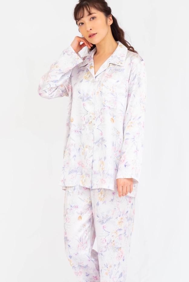 シルクパジャマで最高のリラックス！ | 寝具 | ショップブログ