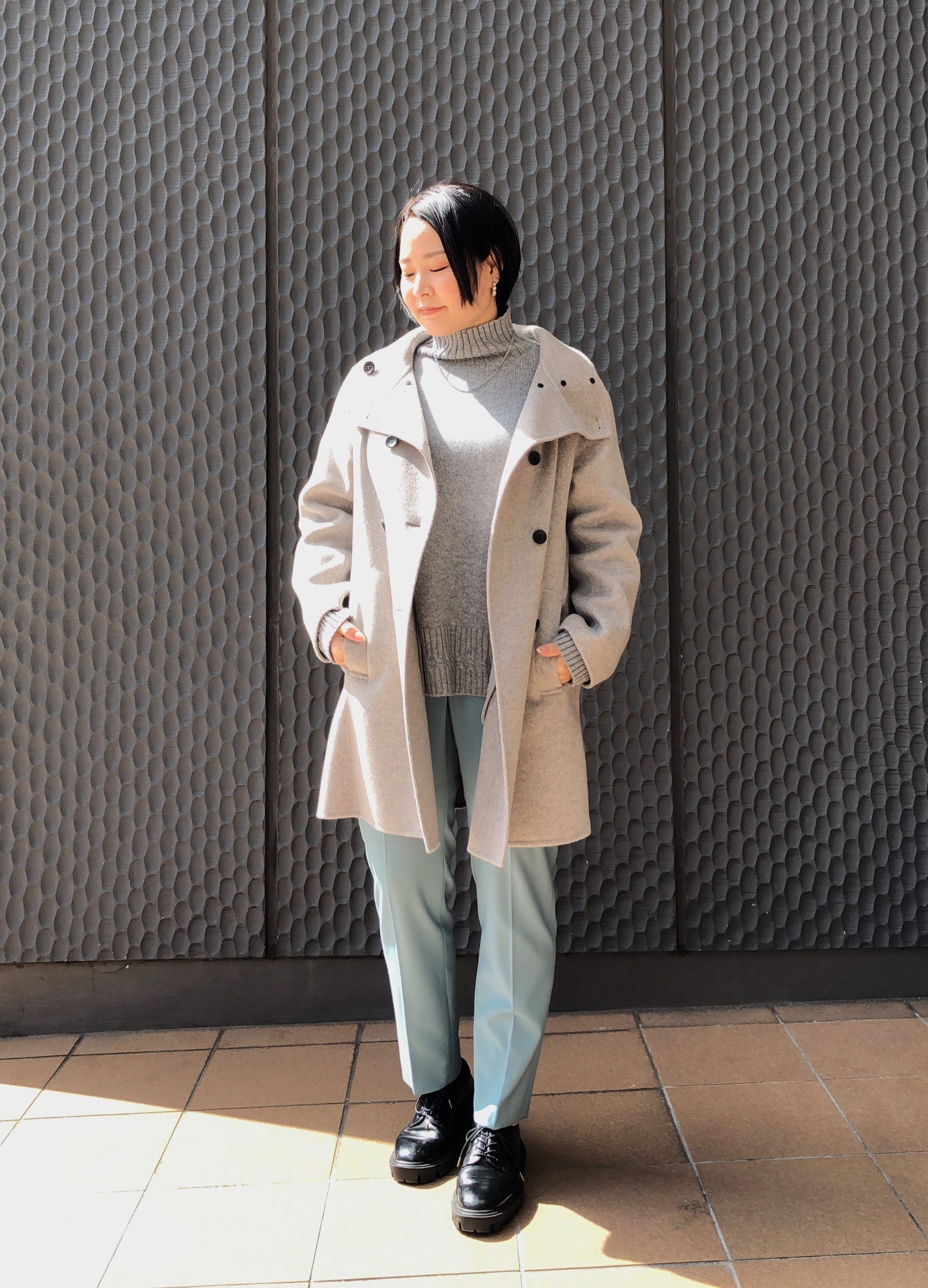 驚きの値段 スタイルアップが叶う！軽量ウールコート入荷しました ジャケット・アウター