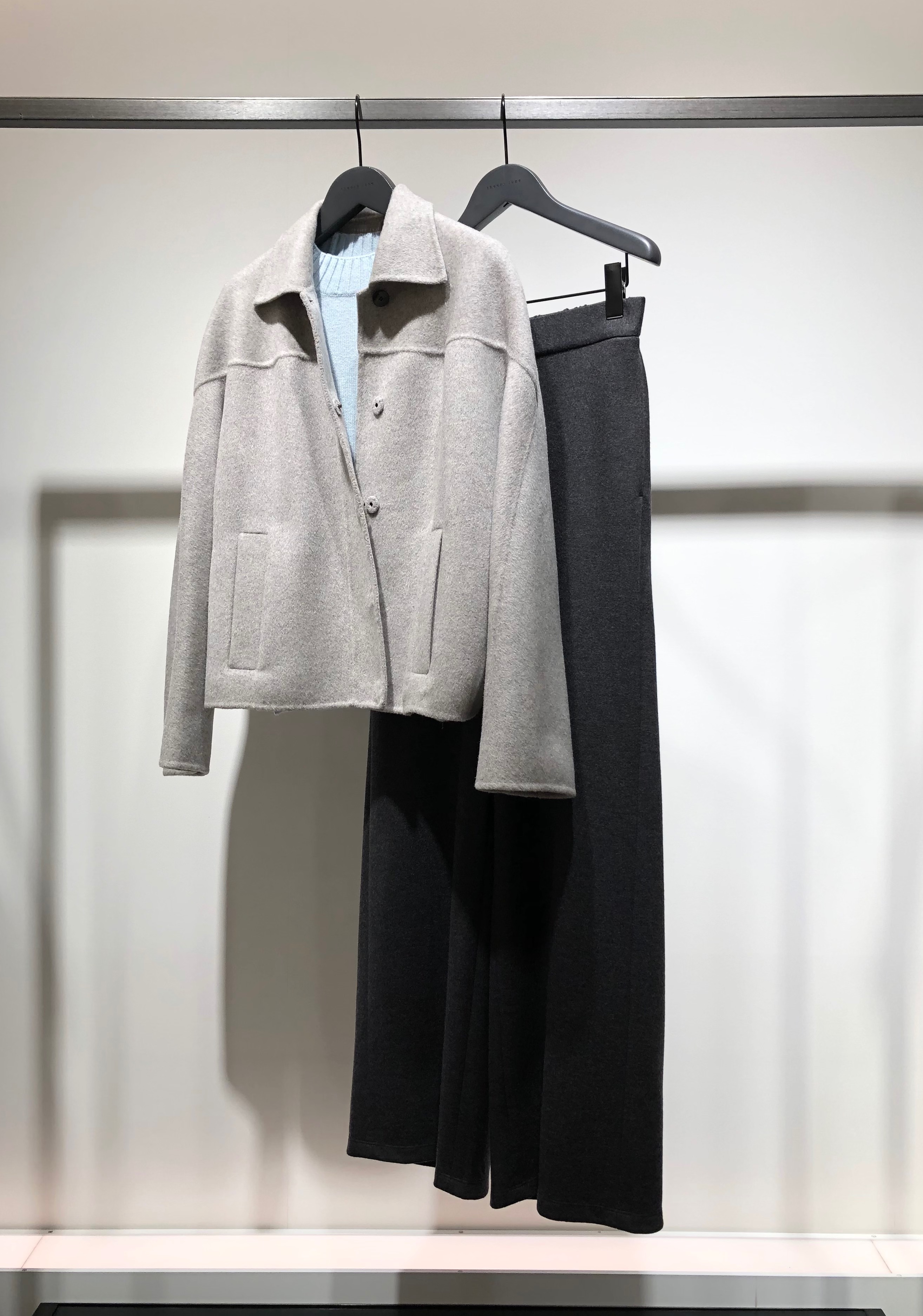 今シーズンマストニット！カシミヤ混ニット入荷しました