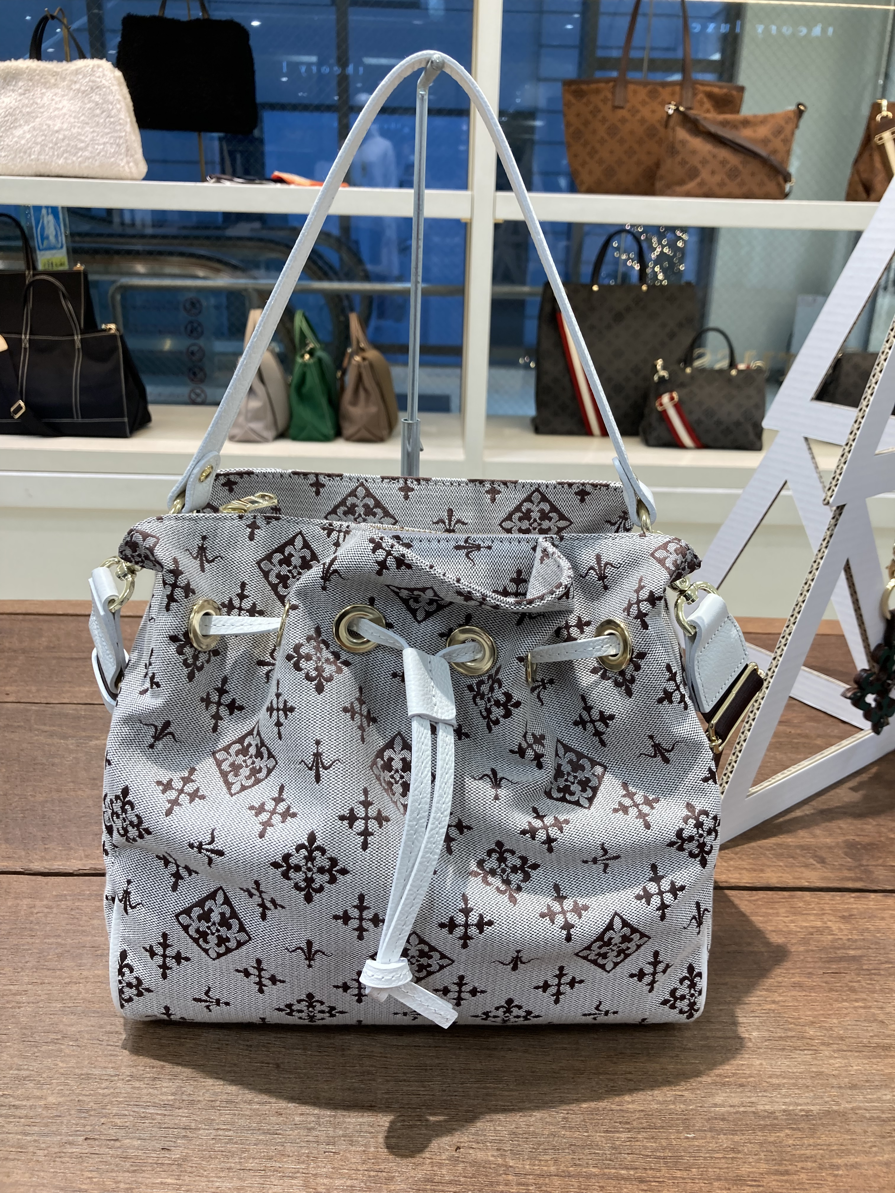 自分へのご褒美に♡クリスマス限定シリーズ | ラシット | ショップブログ | 大丸福岡天神店