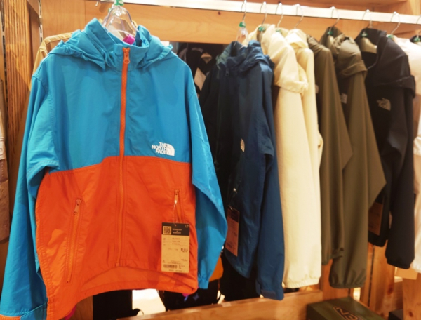 ノースフェイス】秋の新作 キッズアイテムも続々入荷！！ | 好日山荘 | ショップブログ | 大丸福岡天神店